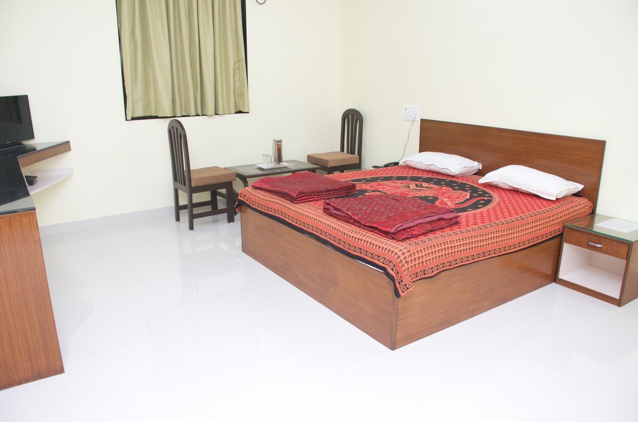 Hira Laxmi Residency Hotel Alibag Luaran gambar